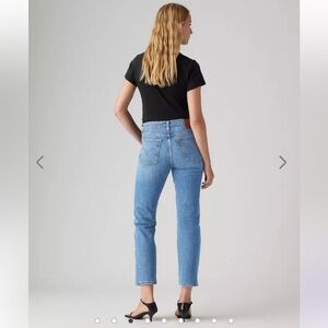 Levi’s Wedgie Straight Jeans- Size 26